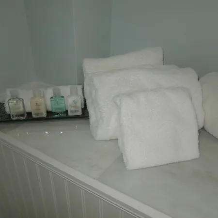 Victoria Inn Hampton Extérieur photo
